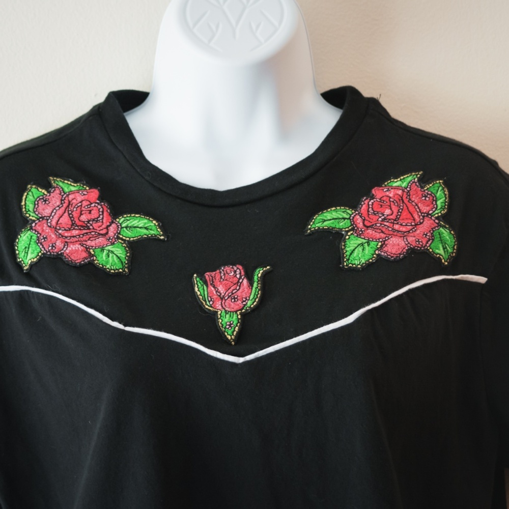 Cotton Crop Top with Embroidered Roses ASOS sz 12 - Picture 5 of 6